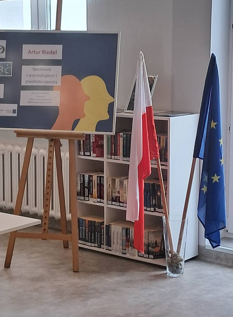 Flagi Polski i Unii Europejskiej