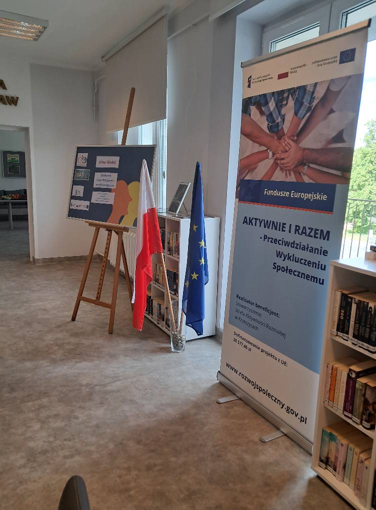 Baner, flagi Polski i Unii Europejskiej